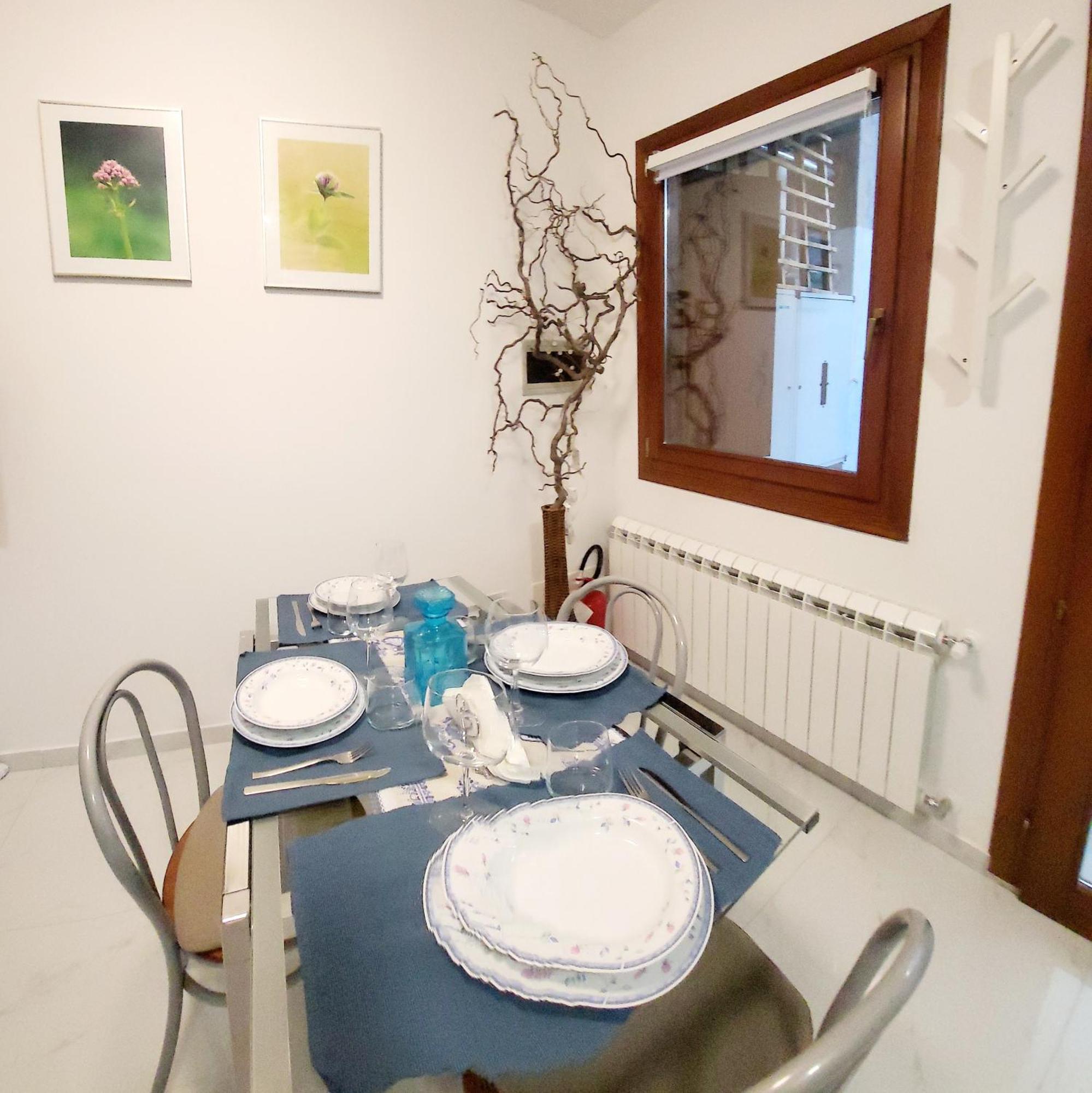 Blanc & Chic Appartamento Con Giardino Gorizia Bagian luar foto