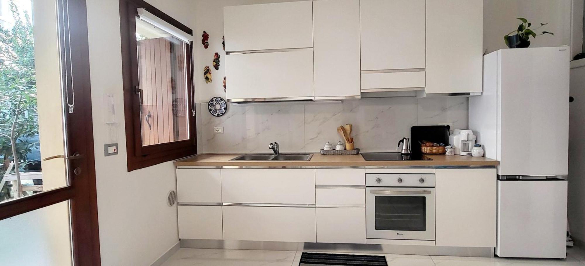 Blanc & Chic Appartamento Con Giardino Gorizia Bagian luar foto